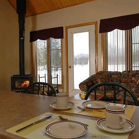 Le Genevrier Villa Baie-Saint-Paul Luaran gambar